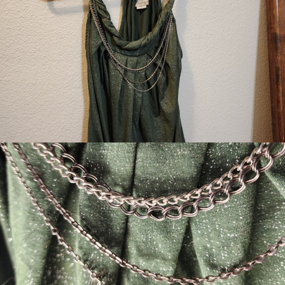 DAYTRIP METALLIC GREEN TWISTED NECK TOP ATTACHED CHAINS SMALL ☆